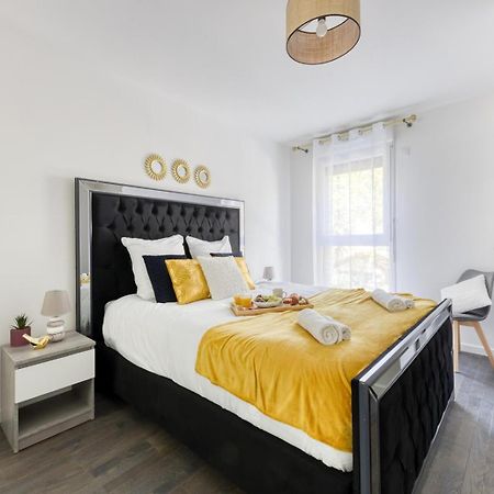 Charmant Appartement De Haut Standing Proche Du Centre-Ville アルフォールヴィル エクステリア 写真
