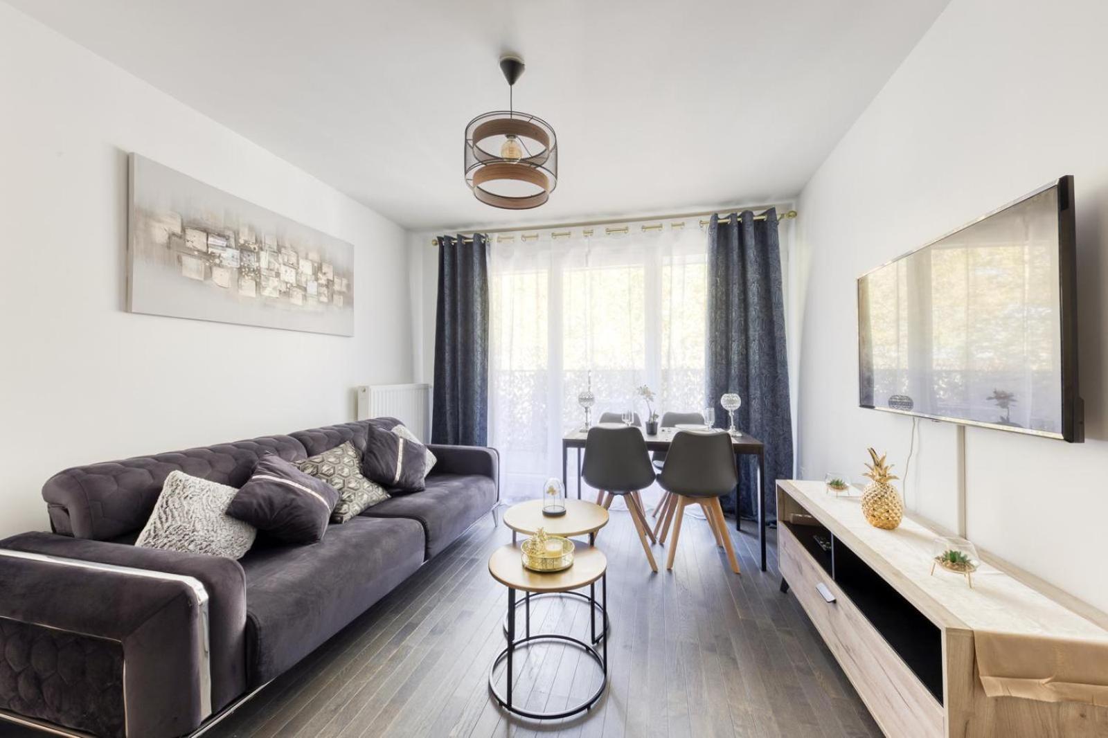 Charmant Appartement De Haut Standing Proche Du Centre-Ville アルフォールヴィル エクステリア 写真