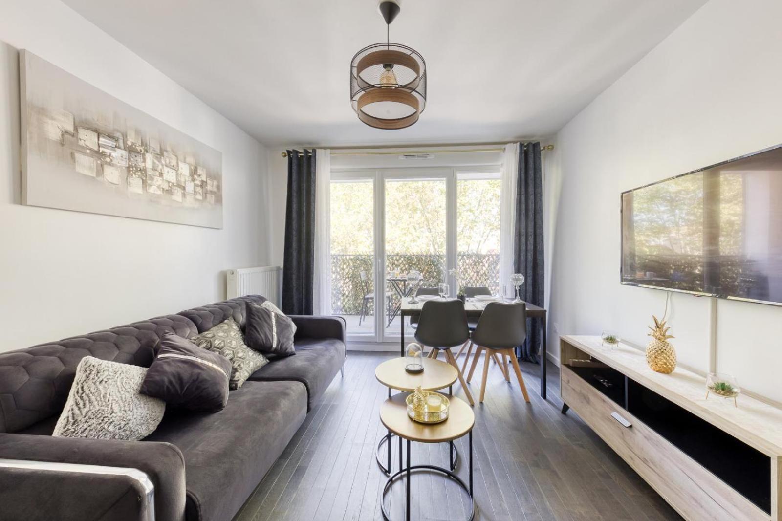 Charmant Appartement De Haut Standing Proche Du Centre-Ville アルフォールヴィル エクステリア 写真